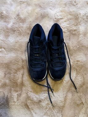 Jordan Men's Navy Suede Low-Top Sneakers